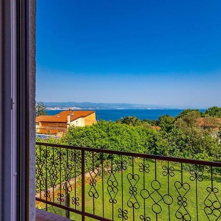 Apartment Roza, Sea View, Free Parking Ičići Eksteriør bilde
