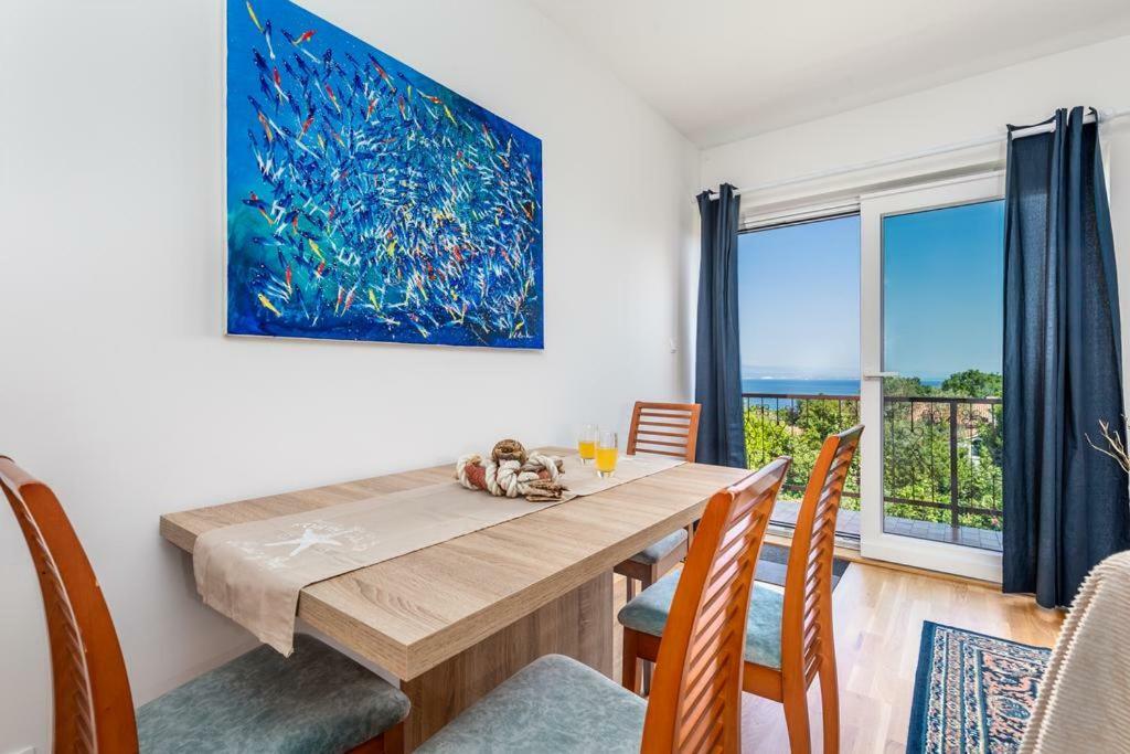 Apartment Roza, Sea View, Free Parking Ičići Eksteriør bilde